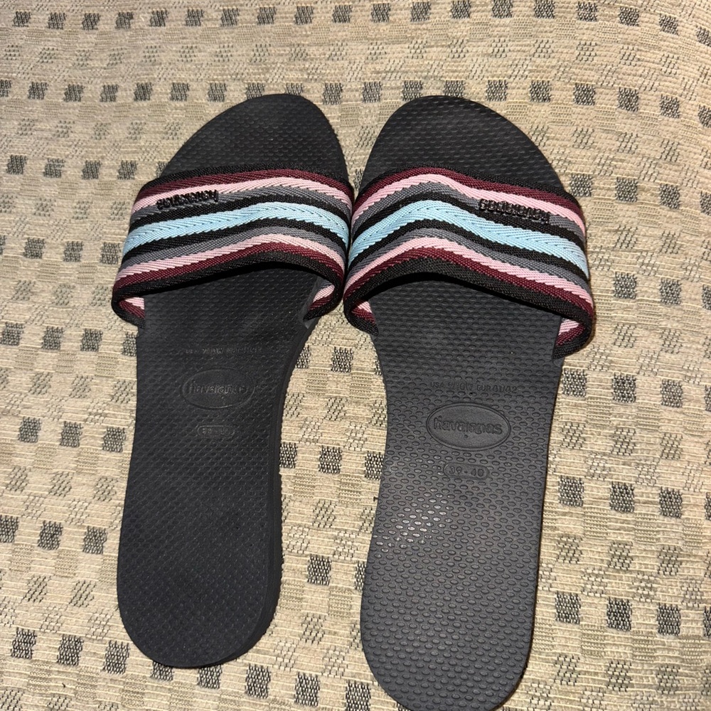 Havaianas Women's Black Sandals with Striped Straps